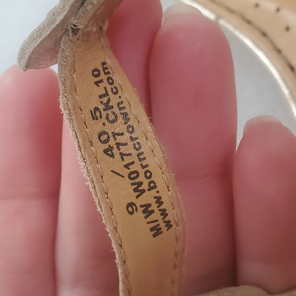 🎀Born Metallic Gold Sandals🎀 - Picture 10 of 12
